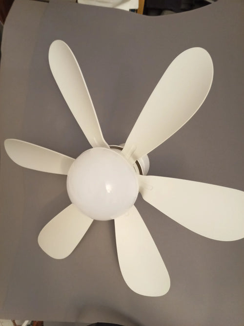 Ventilateur de Plafond LED 30W E27 Avec Télécommande pour Variateur d'Intensité, Adapté au Salon, au Bureau et à un Usage Domestique 85-265V